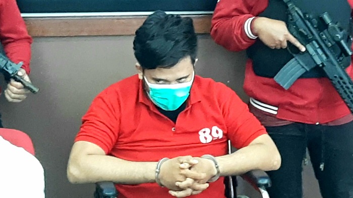 pelaku-dj-31-berperan-sebagai-pengendara-selasa-2612021.jpg