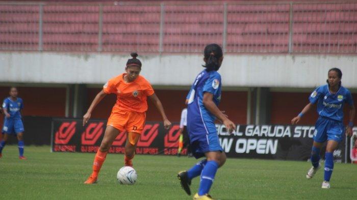 pemain-persija-jakarta-zahra-muzdalifah.jpg