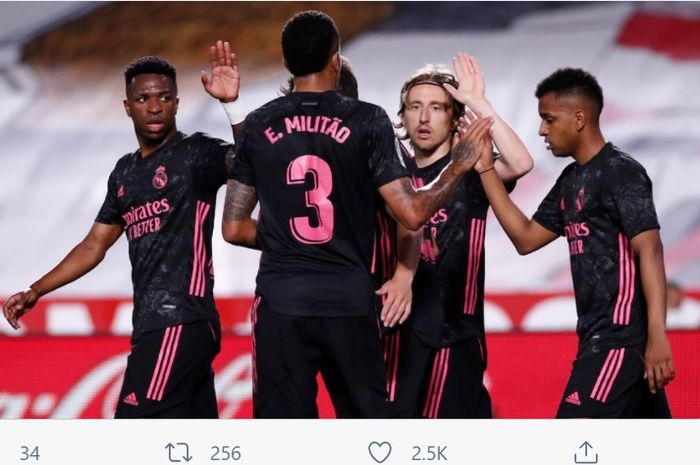 pemain-real-madrid-merayakan-gol-luka-modric.jpg
