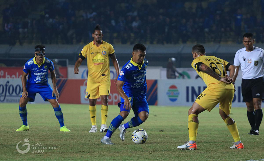 persib-bandung-vs-semen-padang-11.jpg