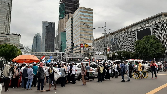 Aksi Bela Nabi di depan Kedubes Perancis, Jalan MH Thamrin Menuju Sudirman Ditutup