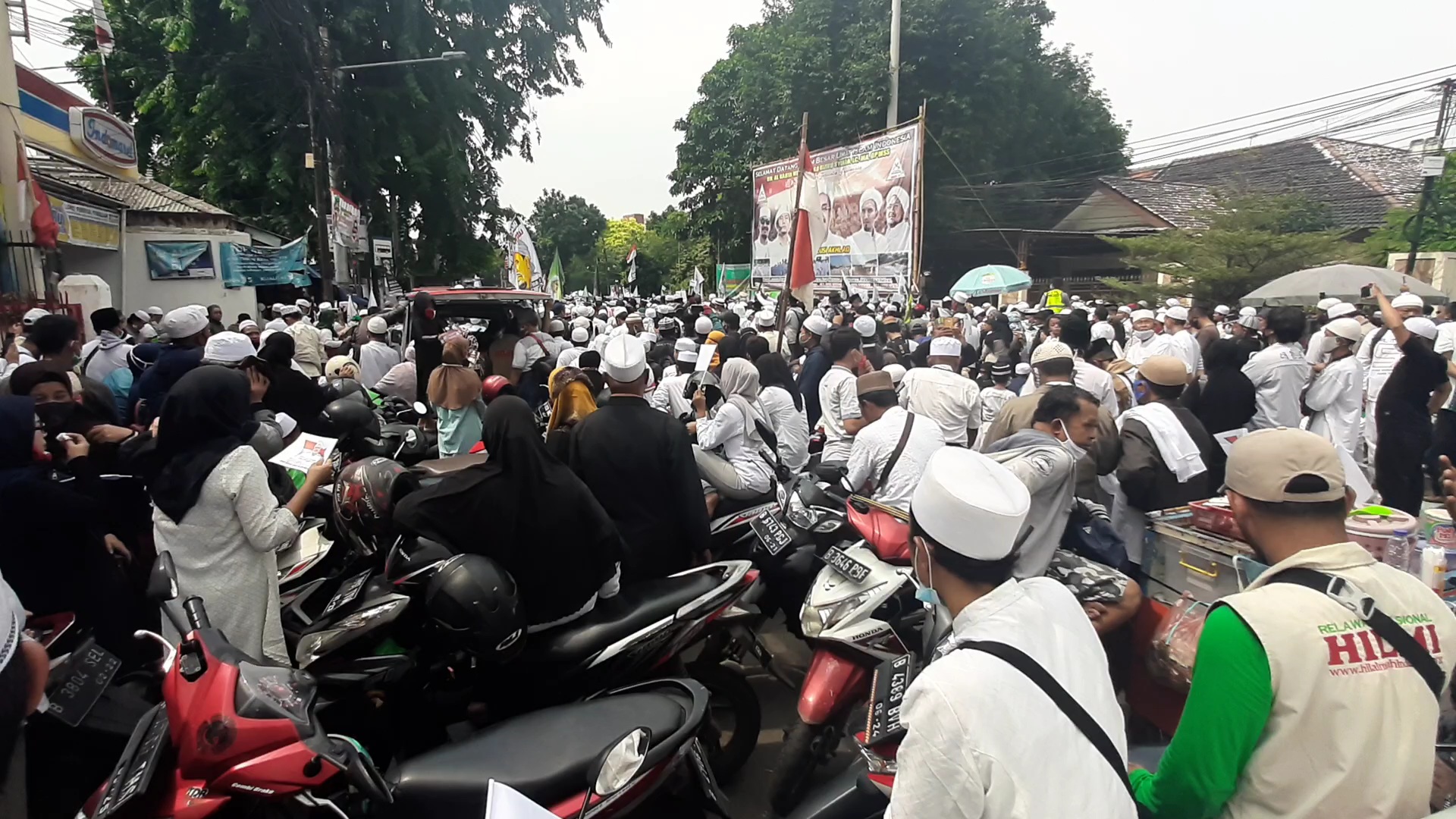 Polisi Imbau Massa FPI Sambut Habib Rizieq Shihab Patuhi Protokol Kesehatan