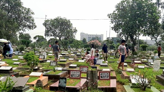 Jumlah Makam TPU Karet Bivak Sekitar 40 Ribu, Wakil Wali Kota Jakarta Pusat Imbau Warga Tunda Ziarah