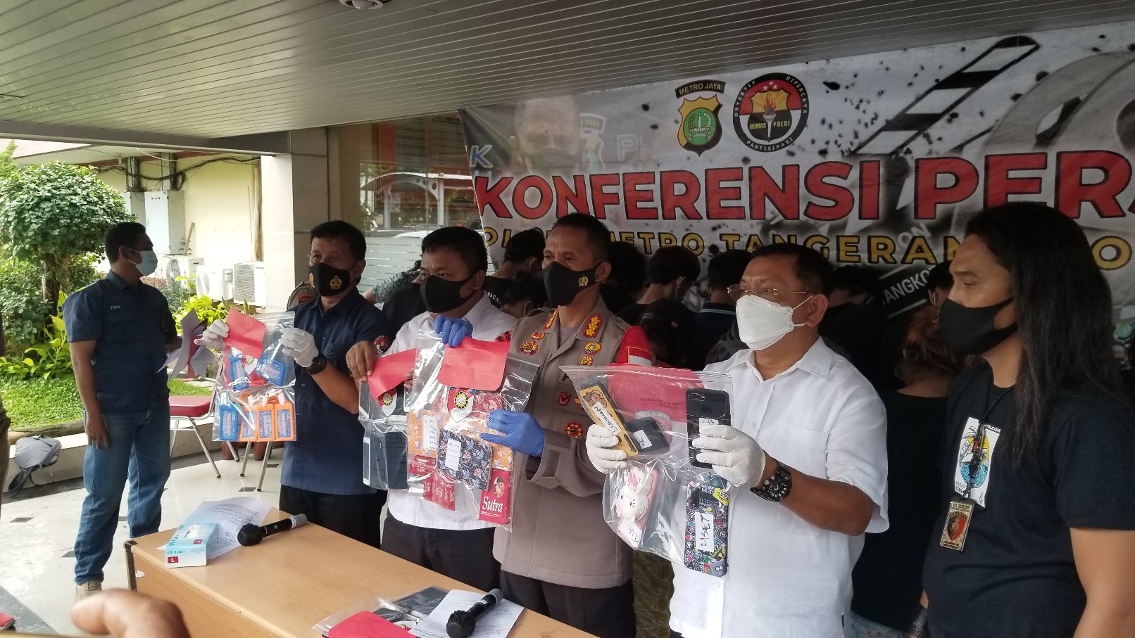 polisi-rilis-kasus-psk-di-tangerang.jpg