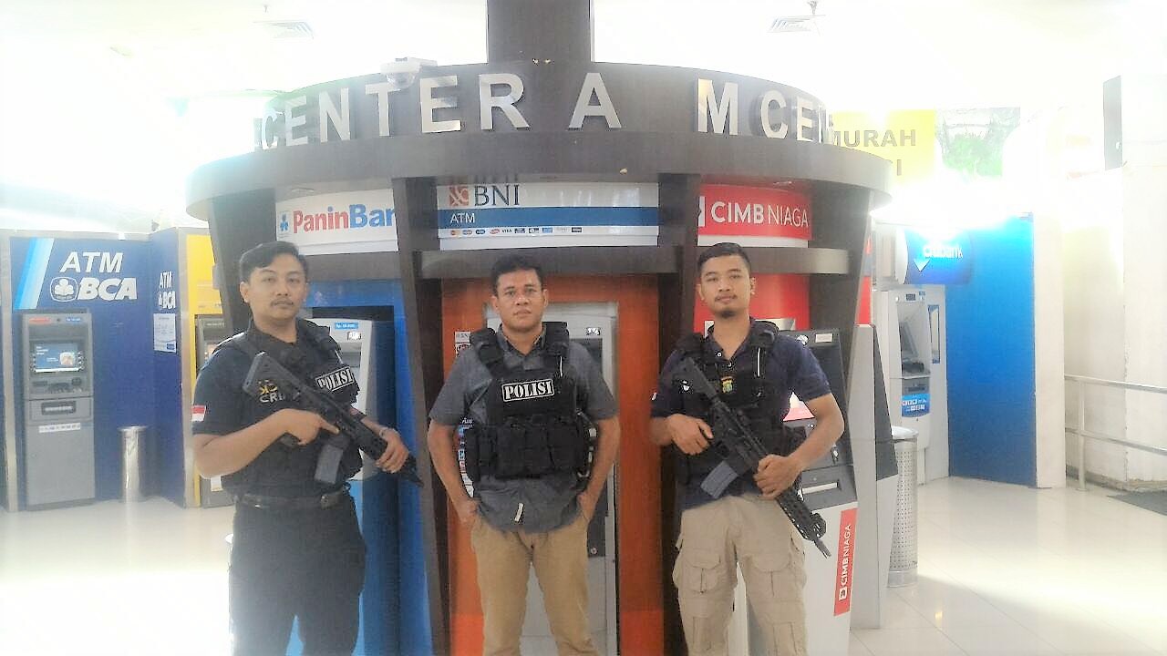 polisi-senjata_20180321_125419.jpg