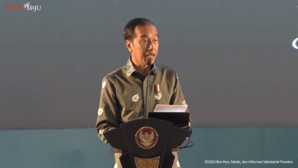 presiden-jokowi-memberikan-sambutan-dalam-acara-puncak-hari-pers-nasional-di-deli-serdang.jpg