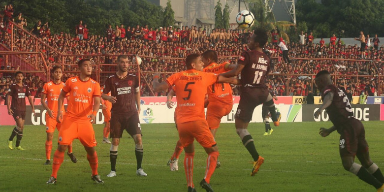 psm-makassar-berduel-dengan-persija-jakarta.jpg