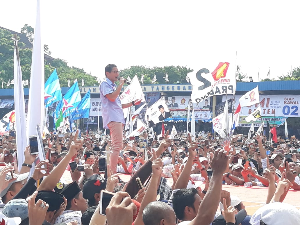 ribuan-orang-hadiri-acara-kampanye-prabowo-sandi-di-lapangan-ahmad-yani.jpg