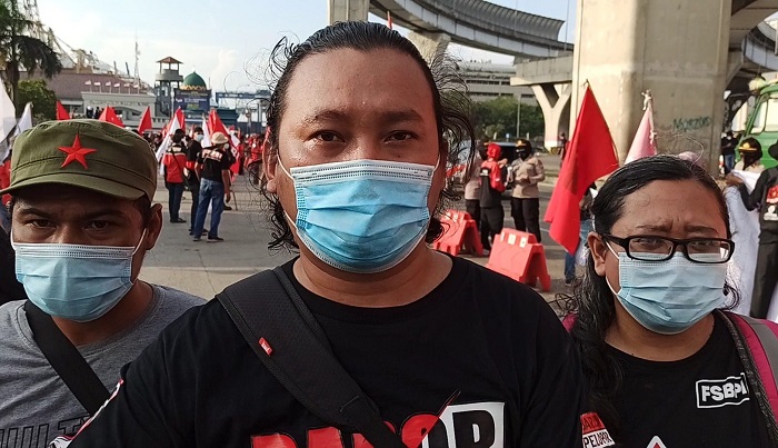 Buruh Tuntut Agar Segera Divaksin Covid-19 dan THR Dibayar Full