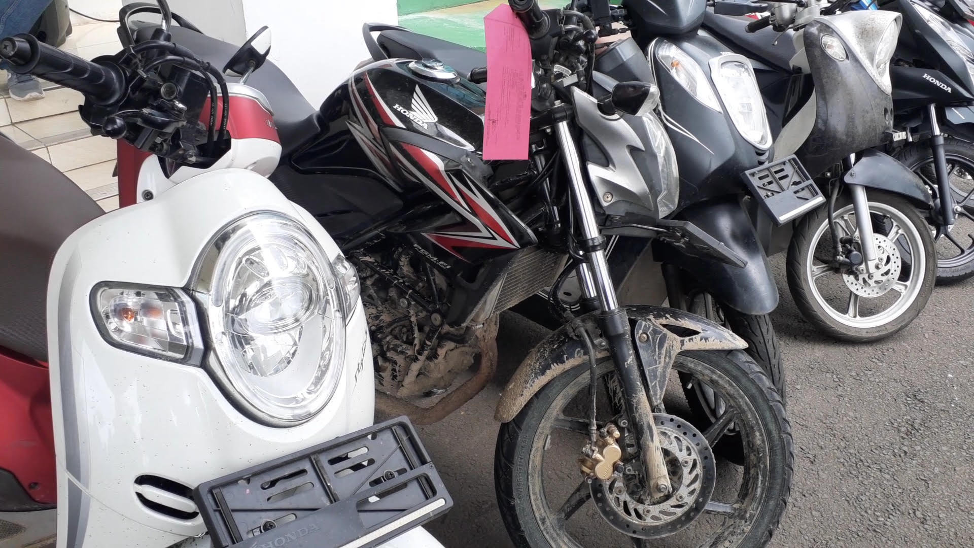 sepeda-motor-hasil-curian-serpong-selasa-2612021.jpg