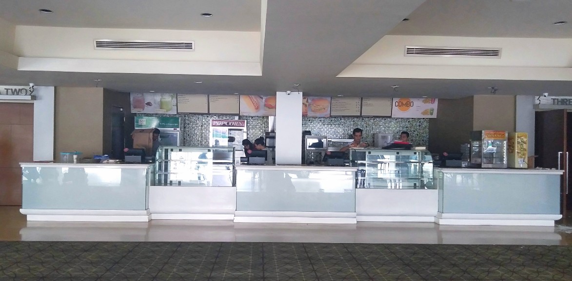 suasana-bioskop-xxi-senin-1982019.jpg