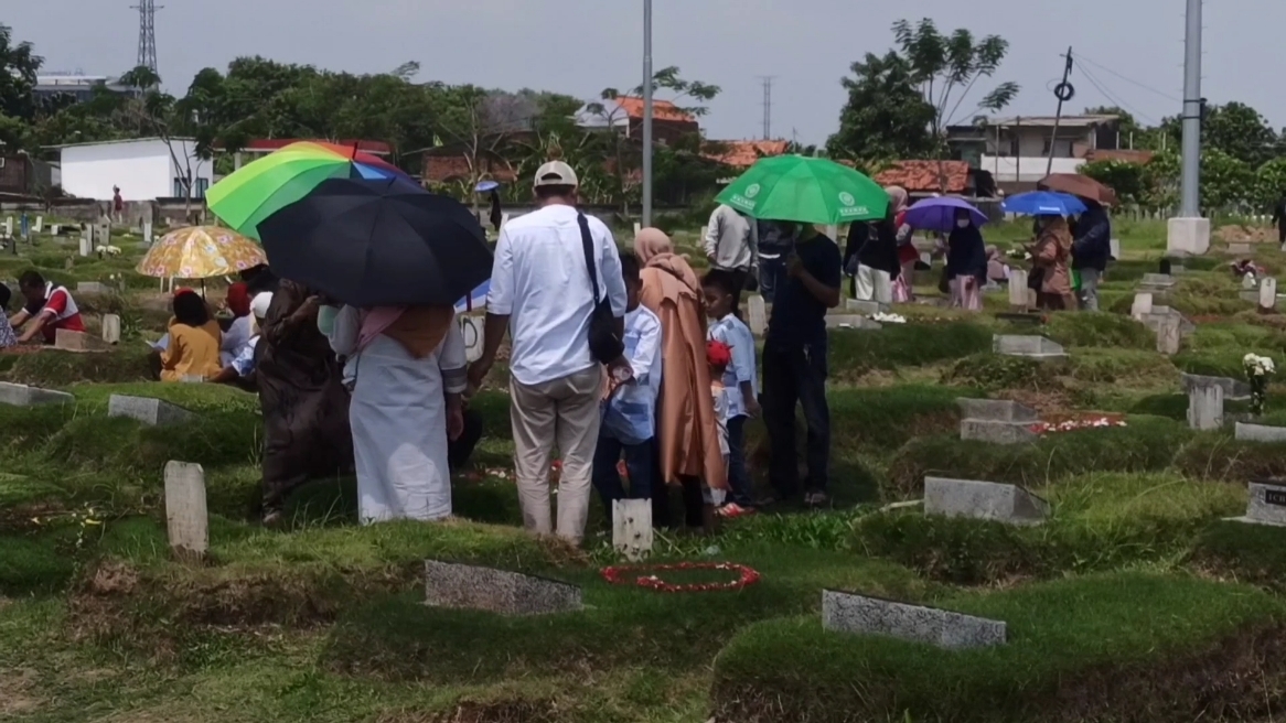 suasana-lebaran-hari-kedua-di-tpu-covid-19-rorotan.jpg