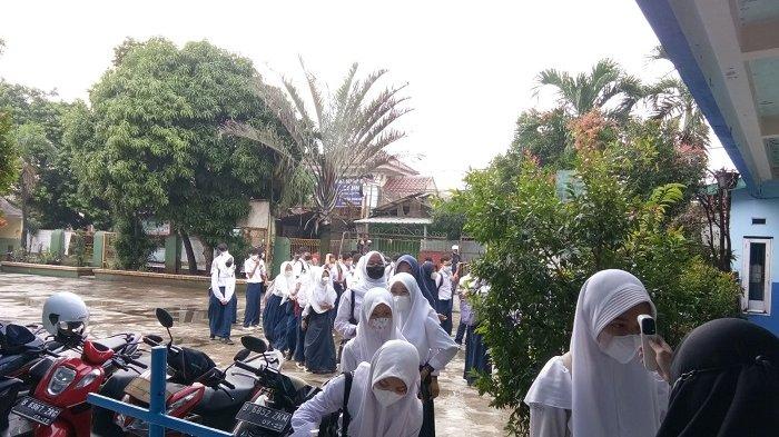 suasana-ptmt-di-smp-muhammadiyah-2-depok-rangkapan-jaya-pancoran-mas-depok.jpg