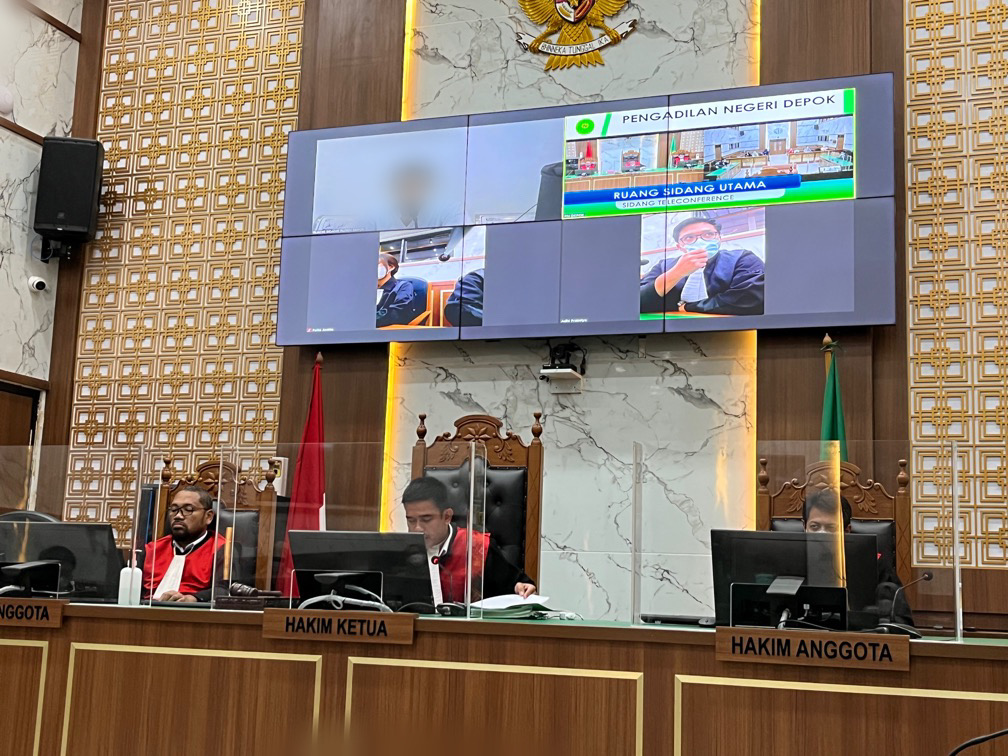 suasana-sidang-putusan-atau-vonis-kasus-bapak-rudapaksa-putri-kandung-usia-11-tahun-di-depok.jpg