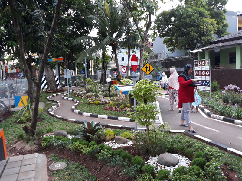 taman-lalu-lintas-di-rptra_20180305_200929.jpg