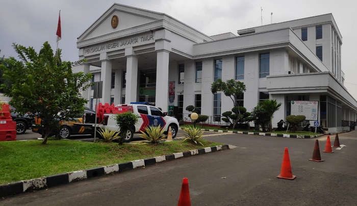 tampak-depan-pengadilan-negeri-jakarta-timur-1632021.jpg