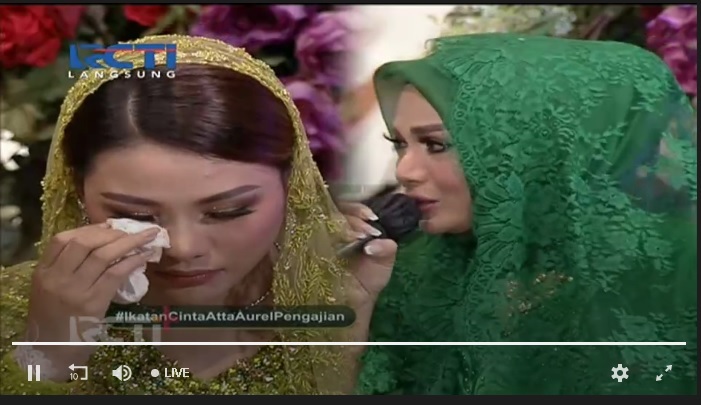 tangis-aurel-hermansyah-pecah-di-acara-pengajiannya-jelang-menikah-sabtu-2032021.jpg