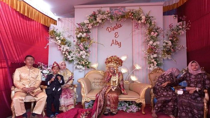 tangis-pilu-dinda-hairullita-16-calon-pengantin-di-palembang-yang-batal-menikah.jpg