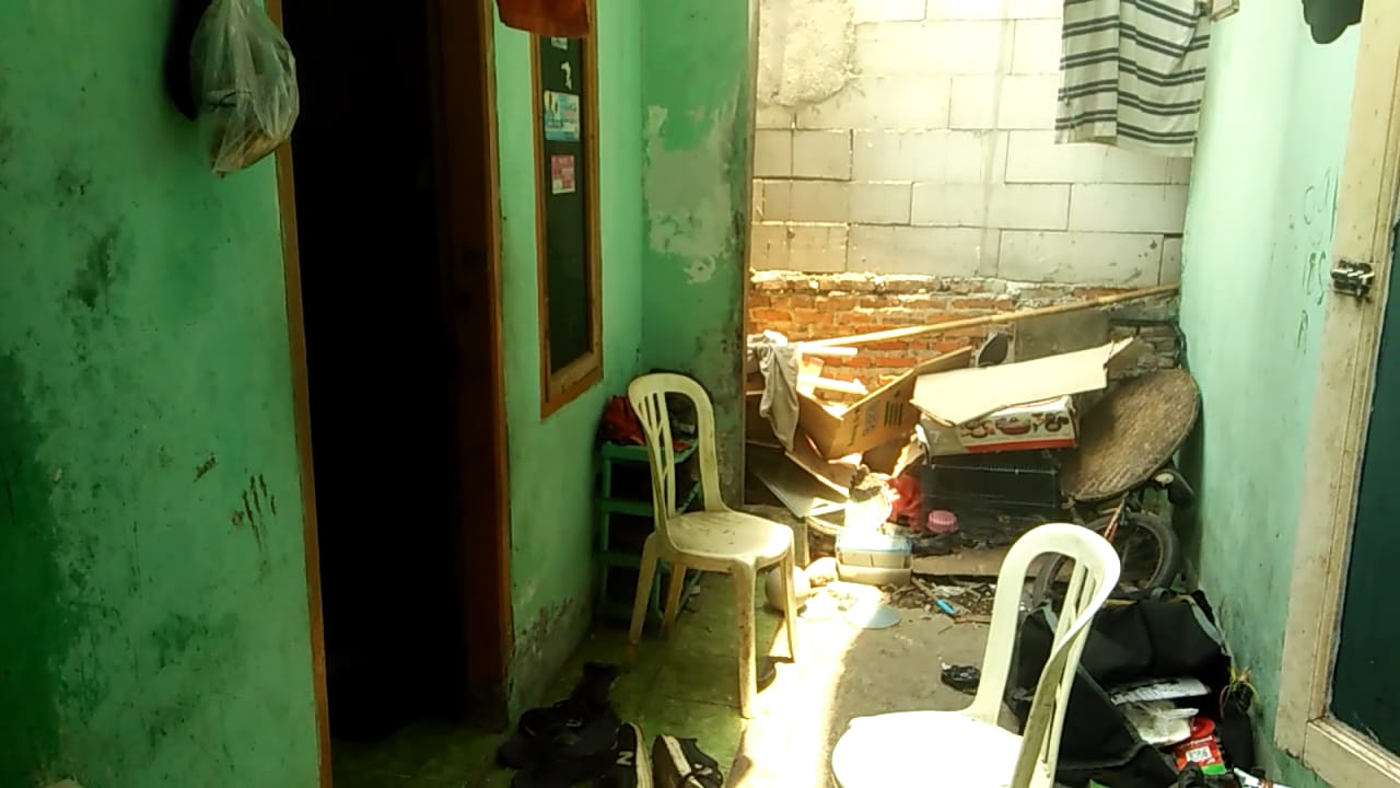 tempat-tinggal-orangtua-th-di-rt-01-rw-05.jpg