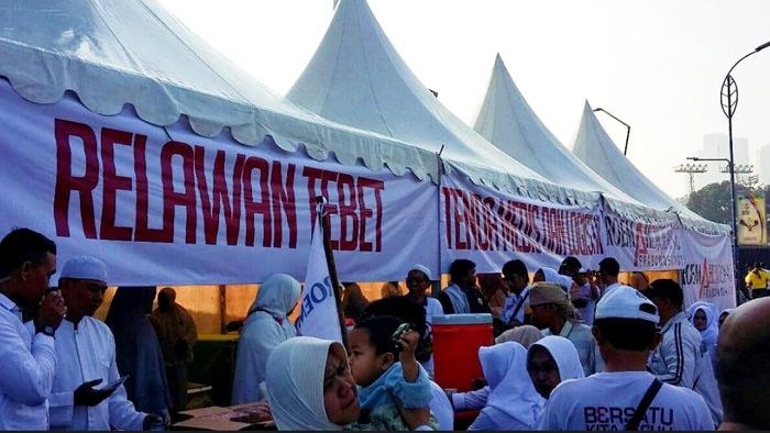tenda-medis-dan-logistik-yang-siap-melayani-massa-kampanye-pendukung.jpg