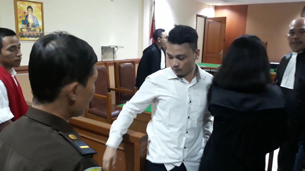 terdakwa-haris-simamora-guys.jpg