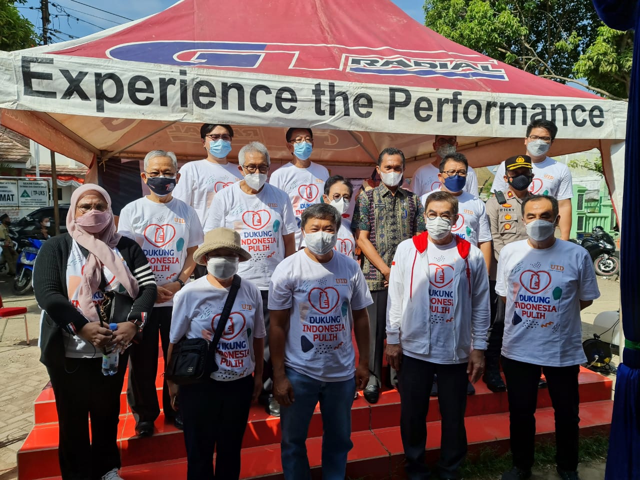 UID-Gajah Tunggal Lanjutkan Program Sentra Vaksinasi Covid-19 di Karawang