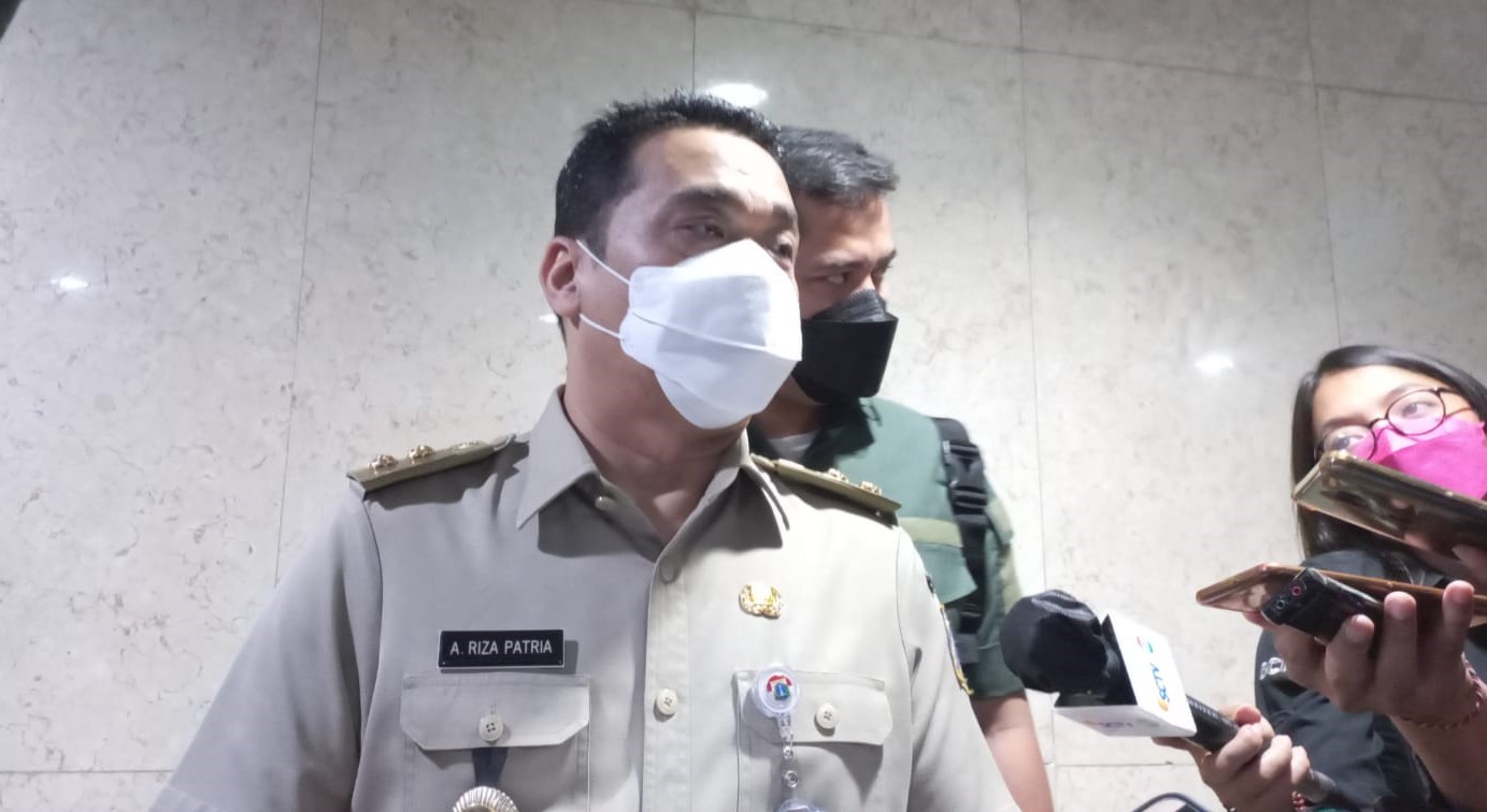 wagub-dki-jakarta-ahmad-riza-patria-di-balai-kota-dki.jpg