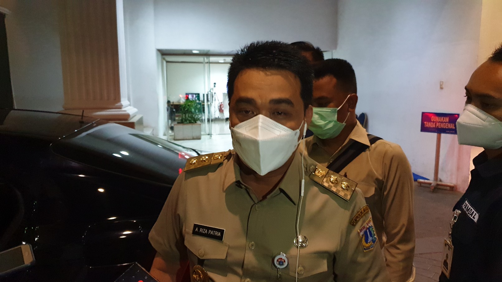 wakil-gubernur-dki-jakarta-ahmad-riza-patria-di-balaikota.jpg