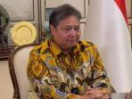 Airlangga-Hartarto-menyampaikan-pengunduran-dirinya-dari-kursi-Ketum-Golkar.jpg
