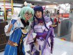 Aksi-Para-Cosplayer-Berkostum-Unik-Mejeng-di-Stasiun-LRT-Jakarta-Sabtu-17122022.jpg