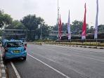 Arus-lalu-lintas-kendaraan-tampak-lengang-di-Jalan-Medan-Merdeka-Barat-lengang-pasca-demo-buruh.jpg