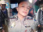 Bripka-Rizky-Hikmat-dan-dua-pedagang-asongan-yang-ditolongnya.jpg