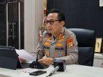Kabid-Humas-Polda-Metro-Jaya-Kombes-Ade-Ary-Syam-Indradi-di-tanggul-Duri-Pulo.jpg