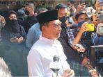 Kepala-Staf-Kepresidenan-Moeldoko-saat-melayat-di-rumah-duka-Menpan-RB-Tjahjo-Kumolo.jpg
