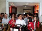 Ketua-Umum-Partai-Gerindra-Prabowo-Subianto-di-Kantor-PSI.jpg