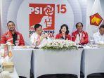 Ketum-Gerindra-Prabowo-Subianto-di-tengah-jajaran-DPP-PSI-Rabu-282023.jpg