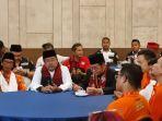 Komedian-Mandra-menemani-pasangan-Pramono-Anung-dan-Rano-Karno-1.jpg