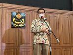 Komisioner-Komnas-HAM-Beka-Ulung-Hapsara-memberikan-keterangan-di-Mako-Brimob.jpg