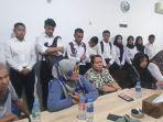 Konferensi-pers-orang-tua-calon-taruna-STIP-Jakarta-tahun-akademik-2024.jpg
