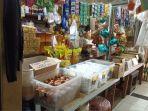 Lapak-pedagang-di-Pasar-Kramat-Jati-Jakarta-Timur-ad.jpg