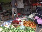 Lapak-pedagang-sayur-mayur-di-Pasar-Kramat-Jati-Jakarta-Timur-Selasa-1652023.jpg