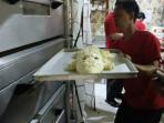 PEMBUATAN-ROTI-BUAYA-JIMBOYS.jpg