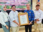 PT-Mitra-Natura-Raya-terima-penghargaan-atas-kontribusi-di-Bulan-Dana-PMI-Kota-Bogor-2022.jpg