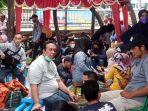 Para-penumpang-terlantar-di-Terminal-Bus-Tanjung-Priok-tunggu-bus-AKAP-yang-tak-kunjung-tiba.jpg