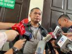 Pejabat-humas-PN-Jakarta-Selatan-Djuyamto-saat-diwawancarai-terkait-musyawarah-diversi.jpg