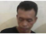 Pelaku-pakaian-dalam-saat-diamankan-warga-di-rumah-kontrakannya.jpg
