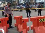 Polisi-memblokade-Jalan-Astana-Anyar-3.jpg