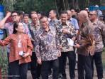 Pramono-ke-Taman-Langsat.jpg