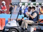 Presiden-Joko-Widodo-dengan-Gubernur-DKI-Jakarta-Anies-Baswedan-sirkuit-Formula-E.jpg