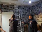Ruang-kontrol-CCTV-diduga-milik-bandar.jpg